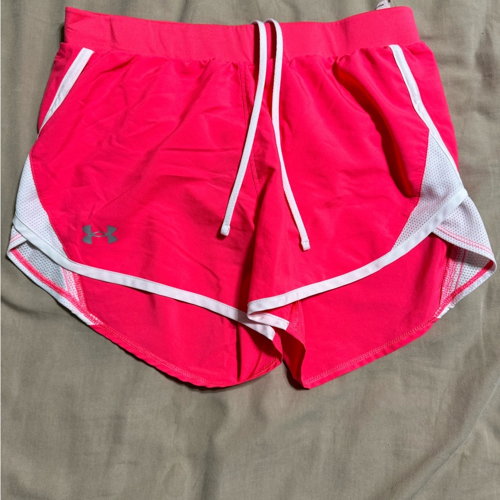 Under armour shorts. Brand new w/o tags. Size small